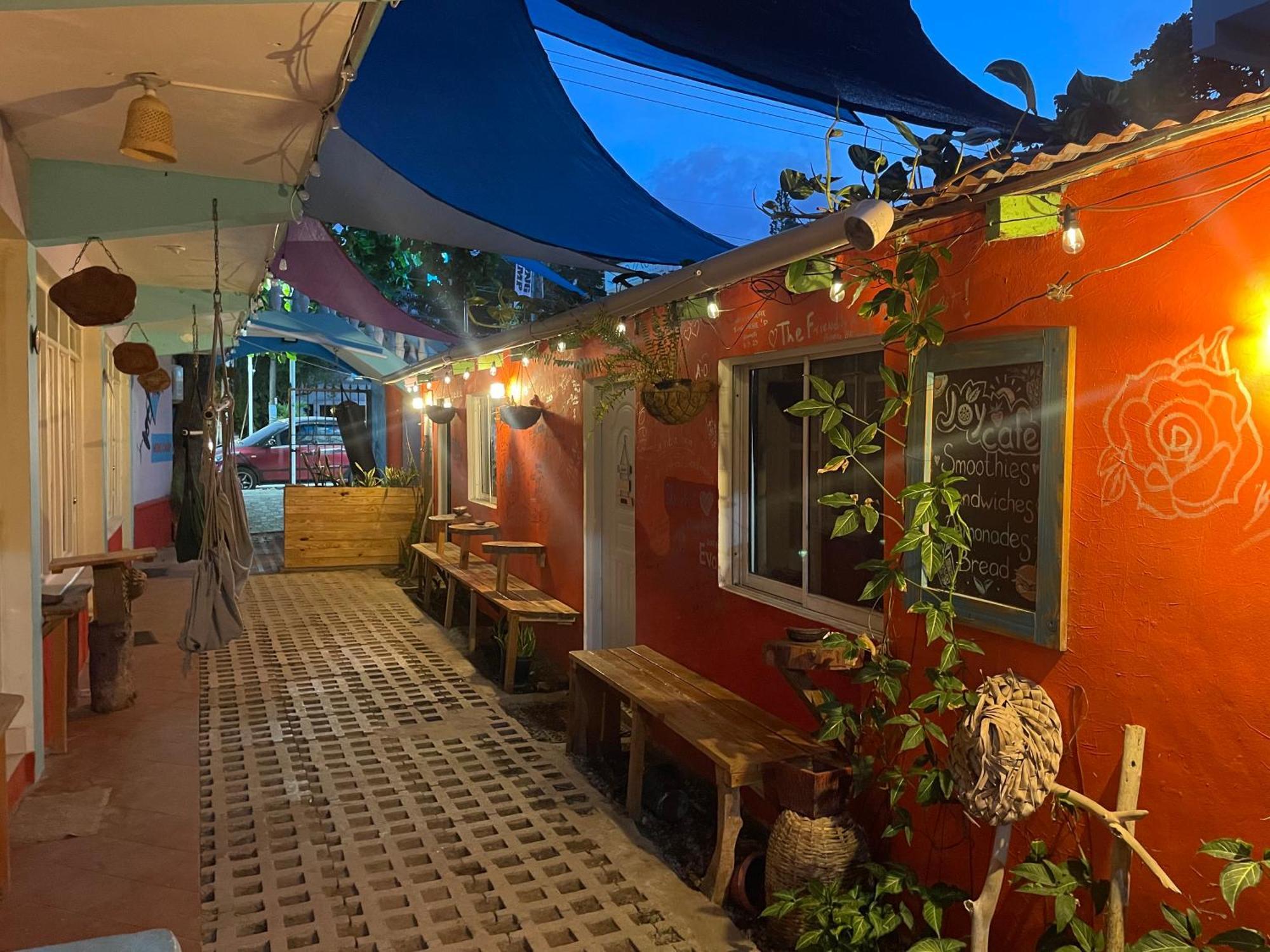 Wing Camp Hostel Cabarete Exterior photo
